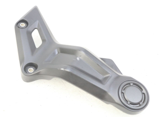 CACHE CHASSIS LATERAL DROIT