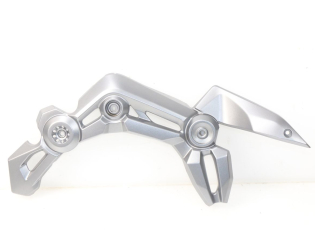 CACHE CHASSIS LATERAL DROIT