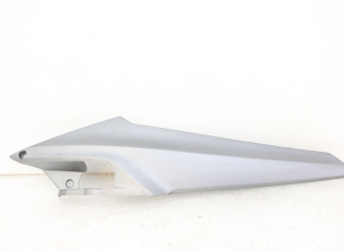 CACHE SOUS SELLE DROIT