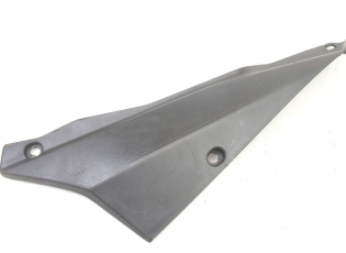 CACHE SOUS SELLE GAUCHE