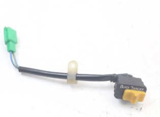 COMMODO COUPE CONTACT