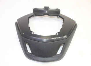 FACE AVANT INFERIEUR