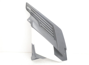 FLANC LATERAL AVANT DROIT