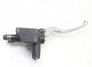 MAITRE CYLINDRE AVANT