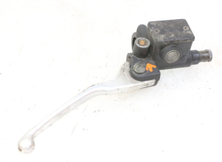 MAITRE CYLINDRE AVANT