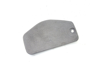 TRAPPE DE VISITE AVANT