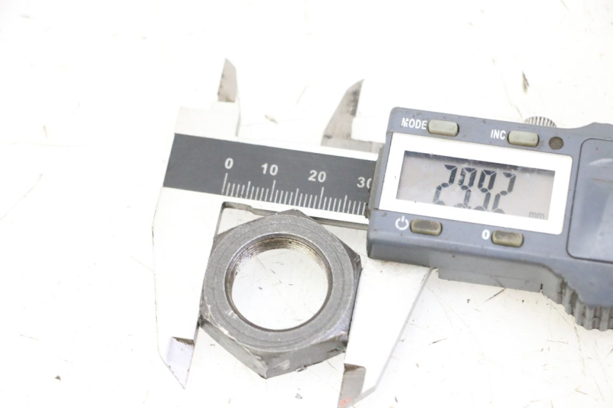 photo de TUERCA PIÑÓN SALIDA CAJA CAMBIOS YAMAHA FJ 36Y 1100 (1984 - 1985) - Detalle de la pieza