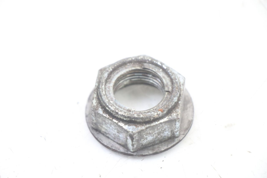 photo de TUERCA PIÑÓN SALIDA CAJA CAMBIOS SUZUKI GSF S BANDIT 600 (2000 - 2004) - Detalle de la pieza