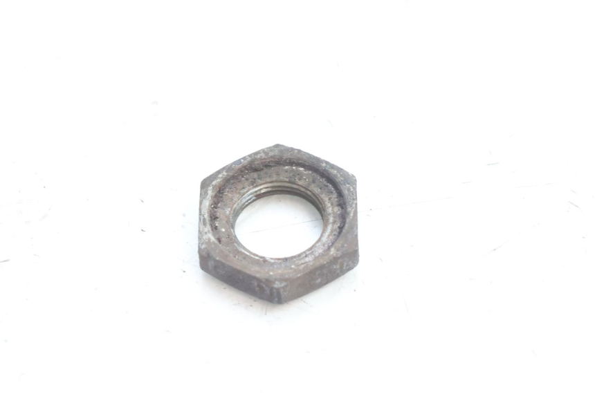 photo de TUERCA PIÑÓN SALIDA CAJA CAMBIOS YAMAHA XJR 1300 (1998 - 2002) - Zoom estado de uso