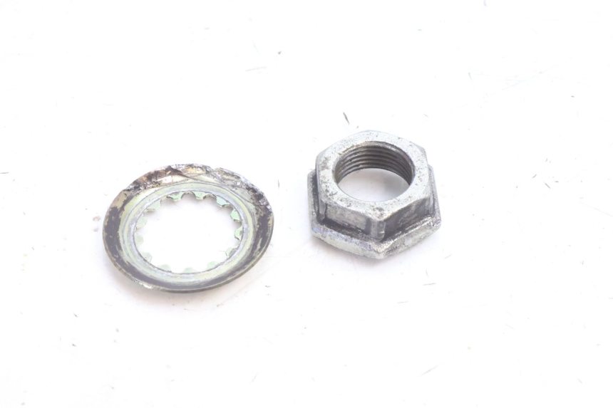 photo de TUERCA PIÑÓN SALIDA CAJA CAMBIOS KAWASAKI ZZR 600 (1995 - 2004) - Zoom estado de uso