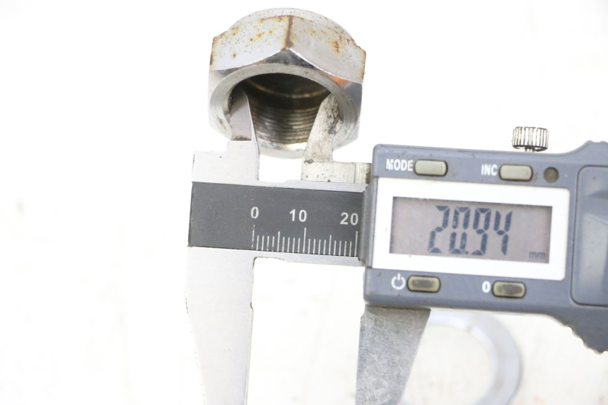 photo de TUERCA TIJA HORQUILLA MAG POWER BOMBERS 4T 50 (2016 - 2026) - Detalle de la pieza