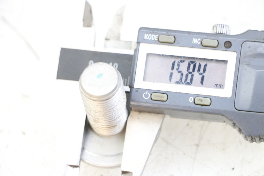 photo de TUERCA TIJA HORQUILLA HUSQVARNA SVARTPILEN 401 (2018 - 2023) - Detalle de la pieza