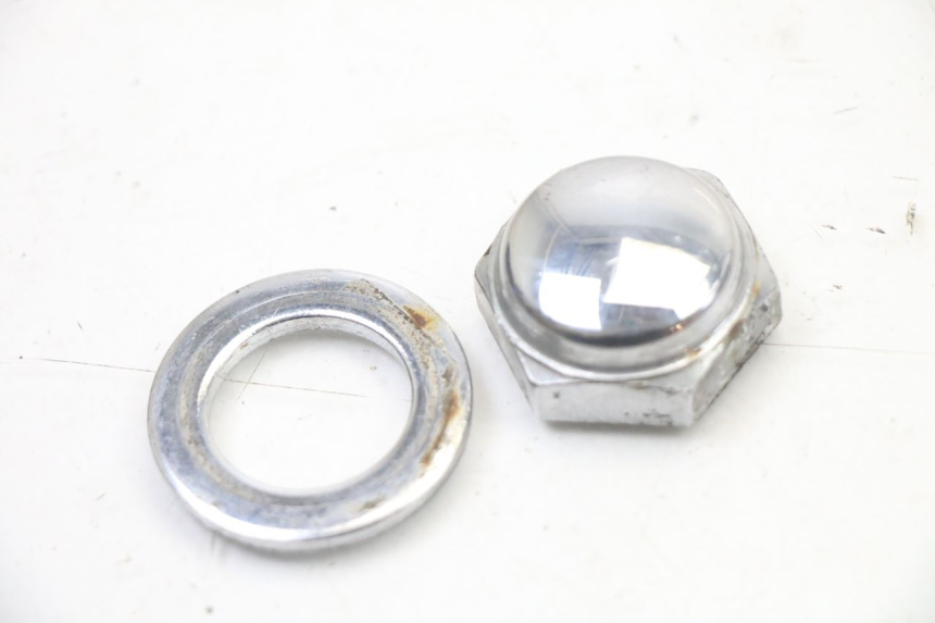 photo de TUERCA TIJA HORQUILLA KAWASAKI ZR7 ZR-7 S 750 (1999 - 2004) - Detalle de la pieza