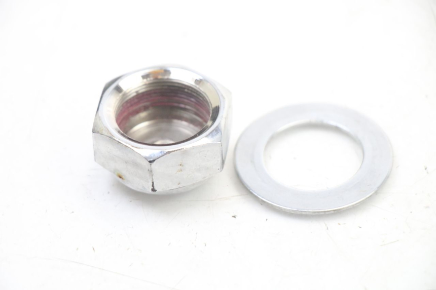 photo de TUERCA TIJA HORQUILLA KYMCO STRYKER OFF ROAD 125 (1999 - 2005) - Otra perspectiva