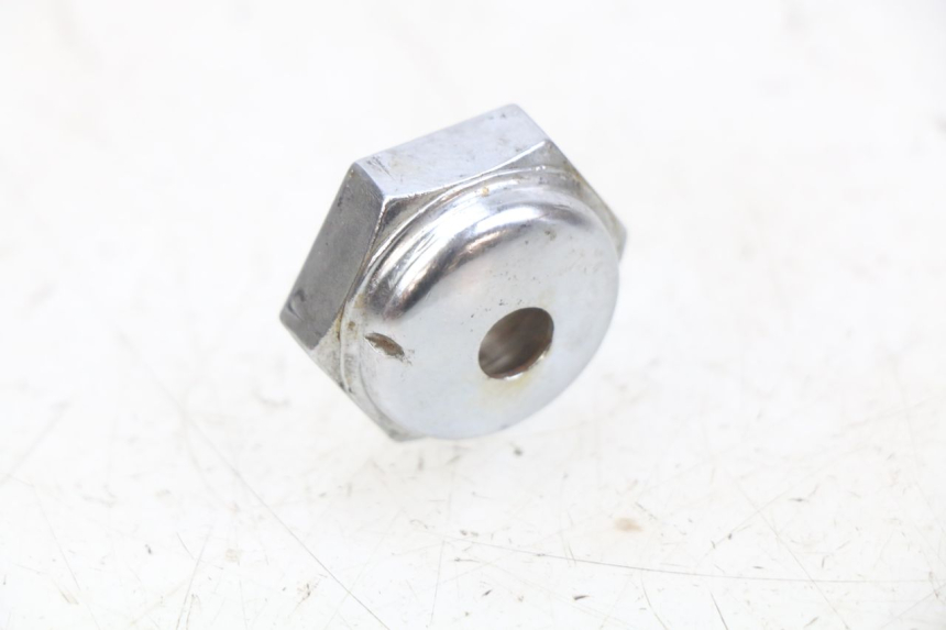 photo de TUERCA DE HORQUILLA SUZUKI SV N 650 (1999 - 2002) - Zoom estado de uso