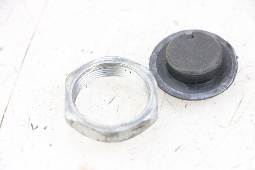 photo de TUERCA TIJA HORQUILLA VENT DERAPAGE 50 (2018 - 2023) - Zoom estado de uso