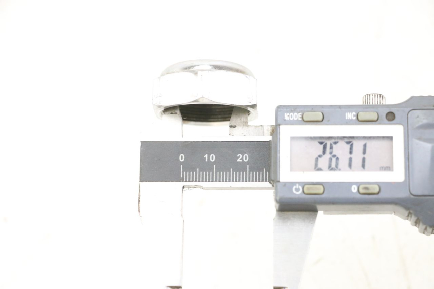 photo de TUERCA TIJA HORQUILLA YAMAHA FZ1 FAZER 1000 (2007 - 2009) - Detalle de la pieza