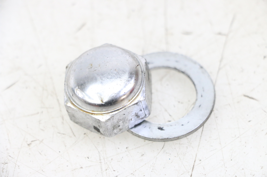 photo de TUERCA TIJA HORQUILLA YAMAHA FZS FAZER 600 (2001 - 2003) - Vista principal