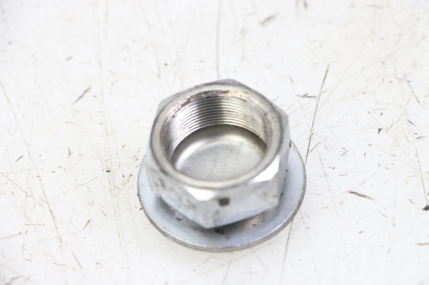 photo de TUERCA TIJA HORQUILLA YAMAHA FZS FAZER 600 (2001 - 2003) - Detalle de la pieza