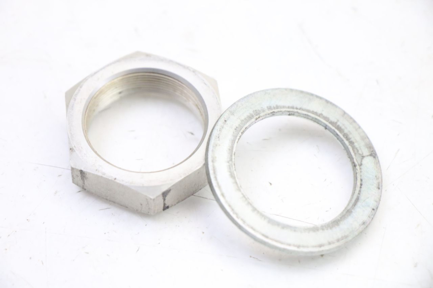 photo de TUERCA TIJA HORQUILLA YAMAHA YP T-MAX TMAX 530 (2017 - 2020) - Zoom estado de uso