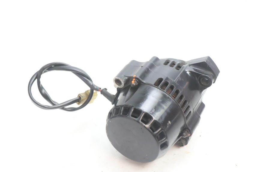 photo de ALTERNADOR KAWASAKI GPX F ZX750F 750 (1986 - 1990) - Zoom estado de uso