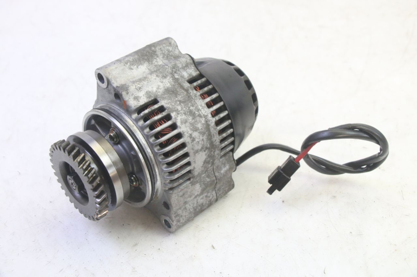 photo de ALTERNADOR SUZUKI GSF N BANDIT 600 (1996 - 1999) - Vista principal