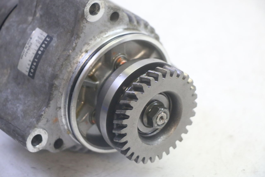photo de ALTERNADOR SUZUKI GSF N BANDIT 600 (1996 - 1999) - Primer plano técnico