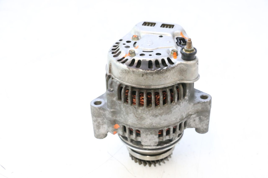 photo de ALTERNADOR SUZUKI GSF N BANDIT 1200 (2001 - 2005) - Detalle de la pieza