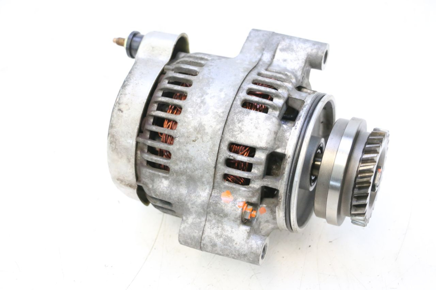 photo de ALTERNADOR SUZUKI GSF N BANDIT 1200 (2001 - 2005) - Estado de la superficie y material