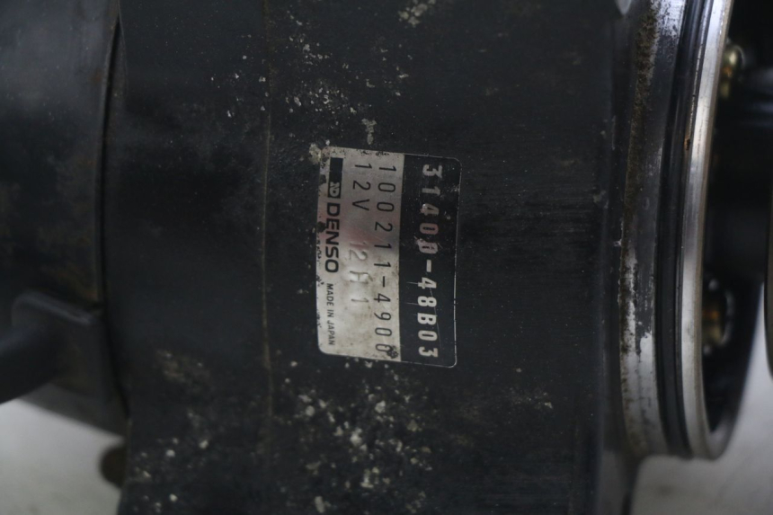 photo de ALTERNADOR SUZUKI GSX-F GSX  F 1100 (1988 - 1994) - Otra perspectiva