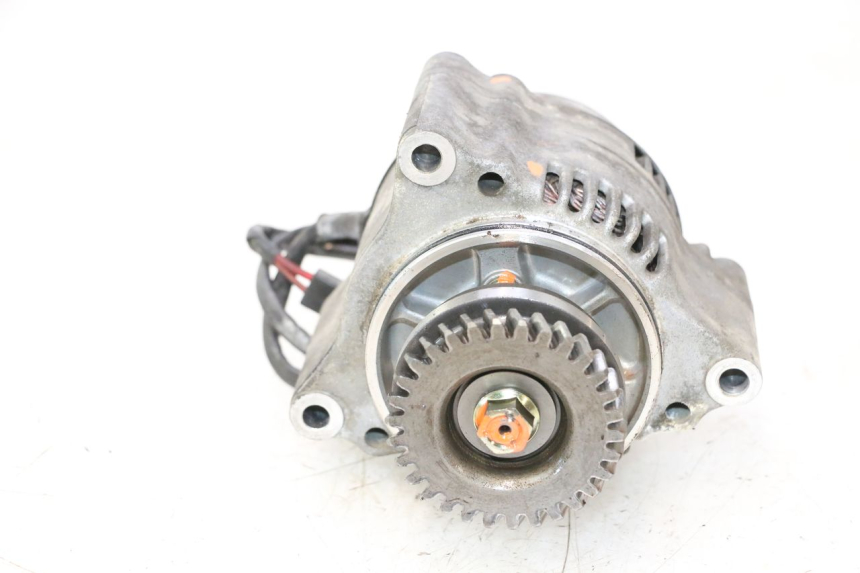photo de ALTERNADOR SUZUKI GSX F GSXF 750 (1988 - 1998) - Estado de la superficie y material