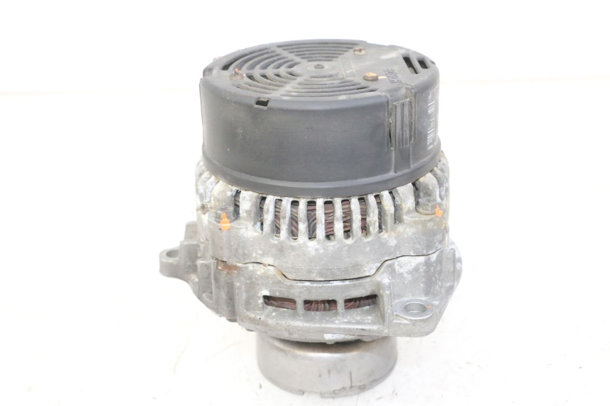 photo de ALTERNADOR BMW K 75 RT 750 (1989 - 1997) - Primer plano técnico