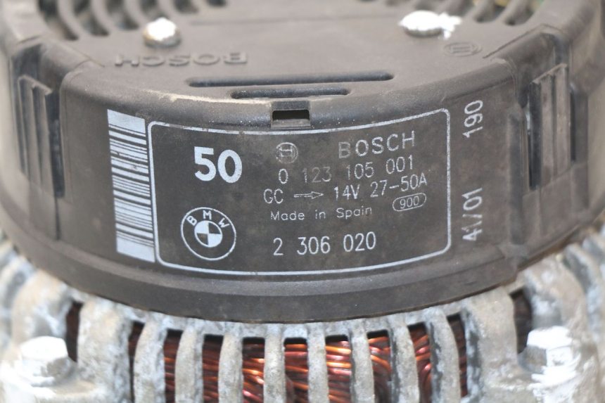 photo de ALTERNADOR BMW R GS 1150 (1999 - 2004) - Primer plano técnico