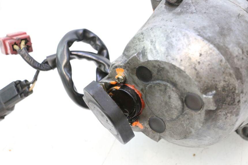 photo de ALTERNADOR HONDA ST PAN EUROPEAN 1100 (1990 - 2002) - Otra perspectiva