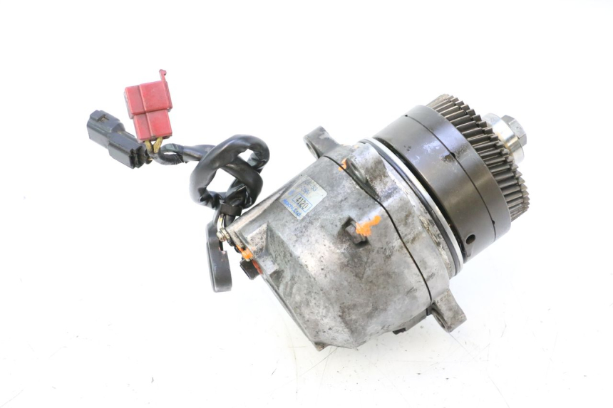 photo de ALTERNADOR HONDA ST PAN EUROPEAN 1100 (1990 - 2002) - Estado de la superficie y material
