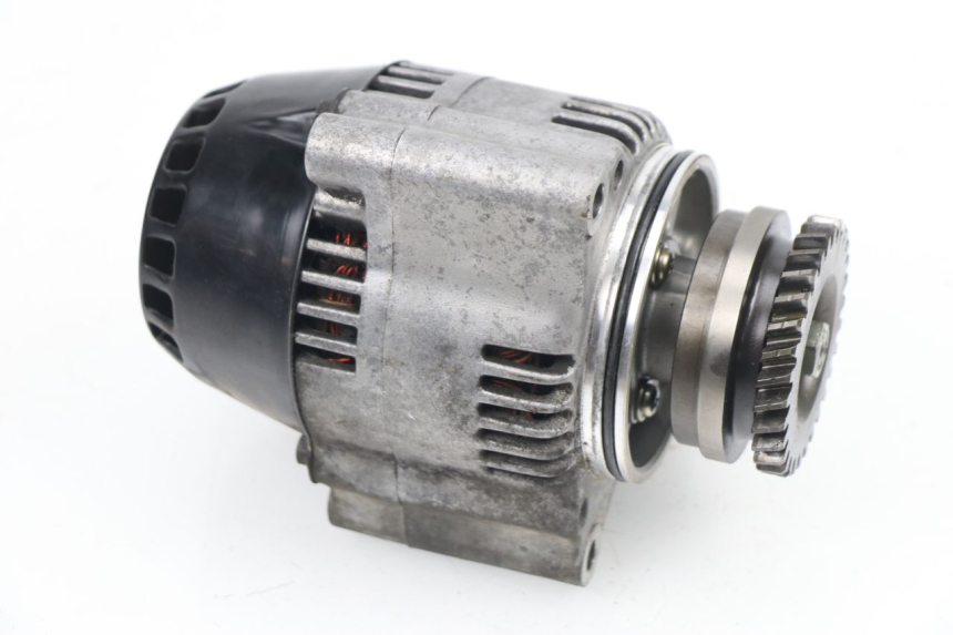 photo de ALTERNADOR SUZUKI GSXF GSX F 600 (1988 - 1997) - Vista principal