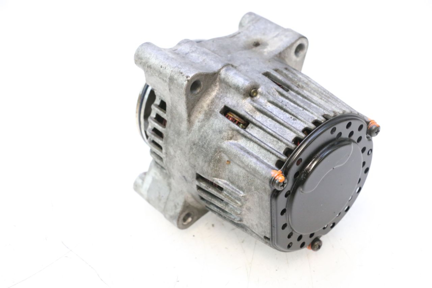 photo de ALTERNADOR YAMAHA YZF R GENESIS 750 (1993 - 1998) - Zoom estado de uso