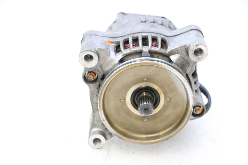 photo de ALTERNADOR YAMAHA YZF R GENESIS 750 (1993 - 1998) - Recambio usado revisado