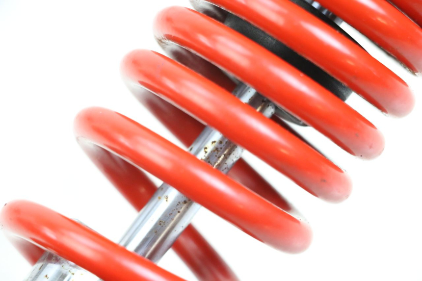 photo de AMORTIGUADOR TRASERO DAELIM A-FOUR 2T 50 (2005 - 2012) - Primer plano técnico