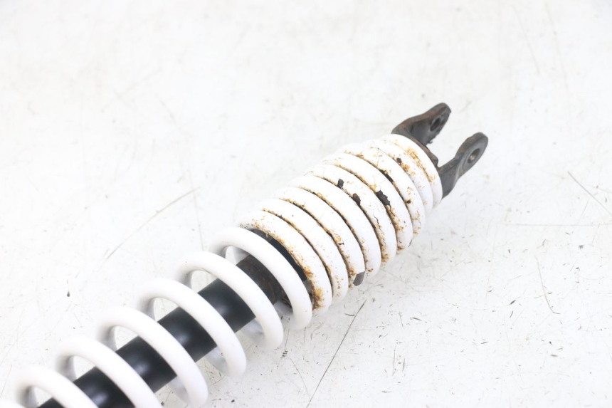 photo de AMORTIGUADOR TRASERO YAMAHA AEROX 2T 50 (2013 - 2017) - Primer plano técnico