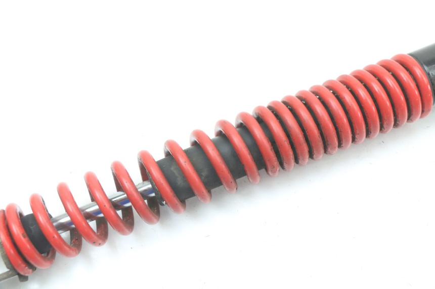 photo de AMORTIGUADOR TRASERO KYMCO AGILITY PREMIUM 50 (2007 - 2010) - Primer plano técnico