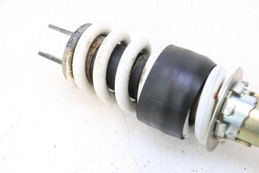 photo de AMORTIGUADOR TRASERO HONDA CB F HORNET 600 (2005 - 2006) - Primer plano técnico