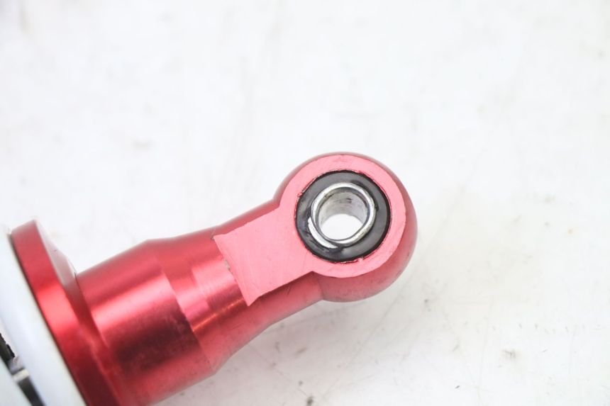 photo de AMORTIGUADOR TRASERO LONCIN DIRT BIKE 125 - Detalles de los puntos de fijación