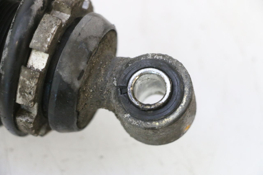 photo de AMORTIGUADOR TRASERO PEUGEOT ELYSTAR 50 (2002 - 2014) - Detalles de los puntos de fijación