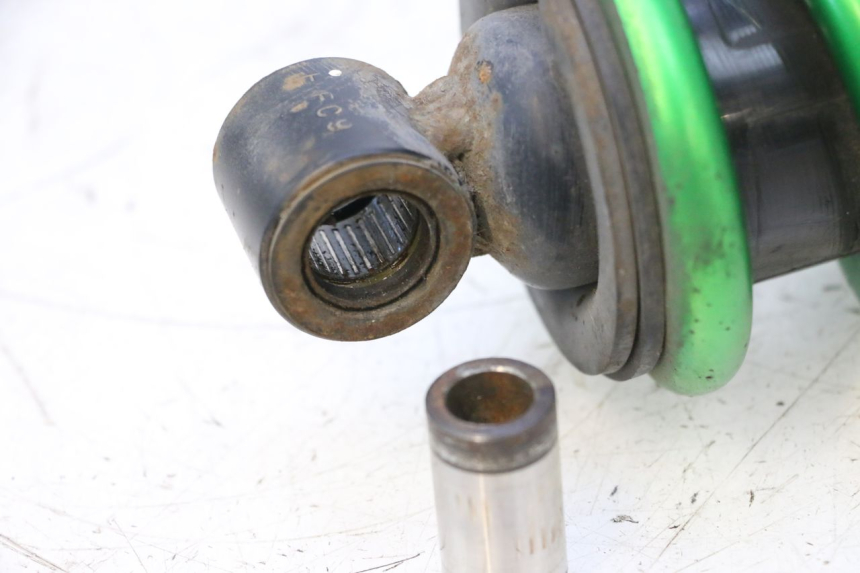 photo de AMORTIGUADOR TRASERO KAWASAKI ER-6 ER6 F ABS 650 (2012 - 2016) - Primer plano técnico