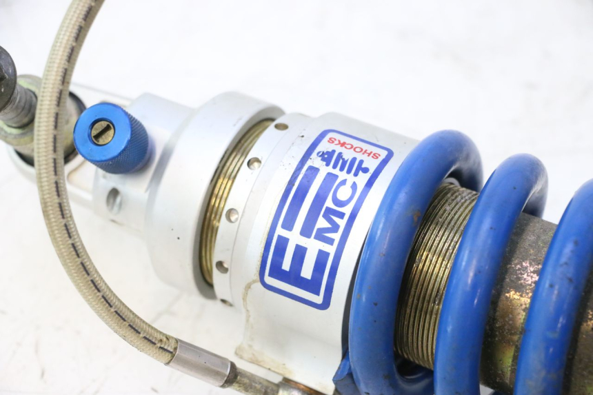 photo de AMORTIGUADOR TRASERO YAMAHA FJR 1300 (2001 - 2005) - Primer plano técnico