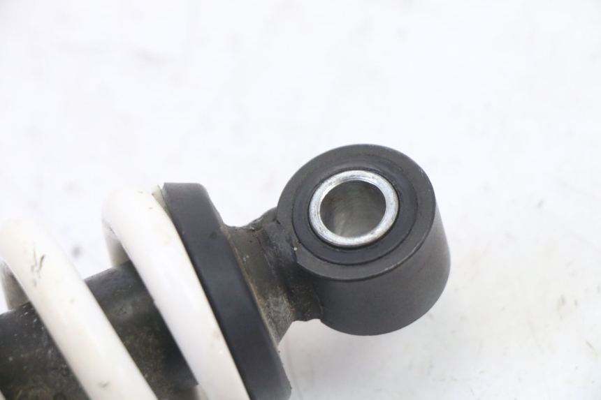 photo de AMORTIGUADOR TRASERO YAMAHA JOG R 50 (2004 - 2014) - Primer plano técnico