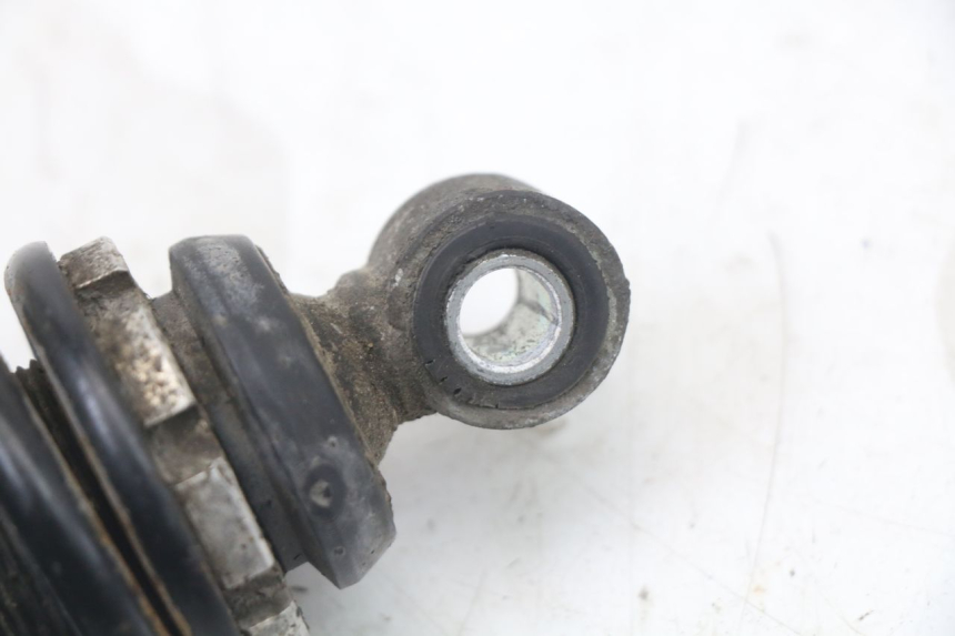 photo de AMORTIGUADOR TRASERO PEUGEOT ELYSTAR 50 (2002 - 2014) - Primer plano técnico