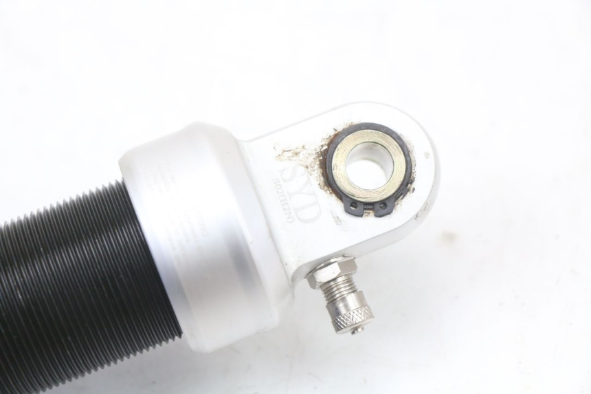 photo de AMORTIGUADOR TRASERO APOLLO RFZ 140 - Estado de la superficie y material