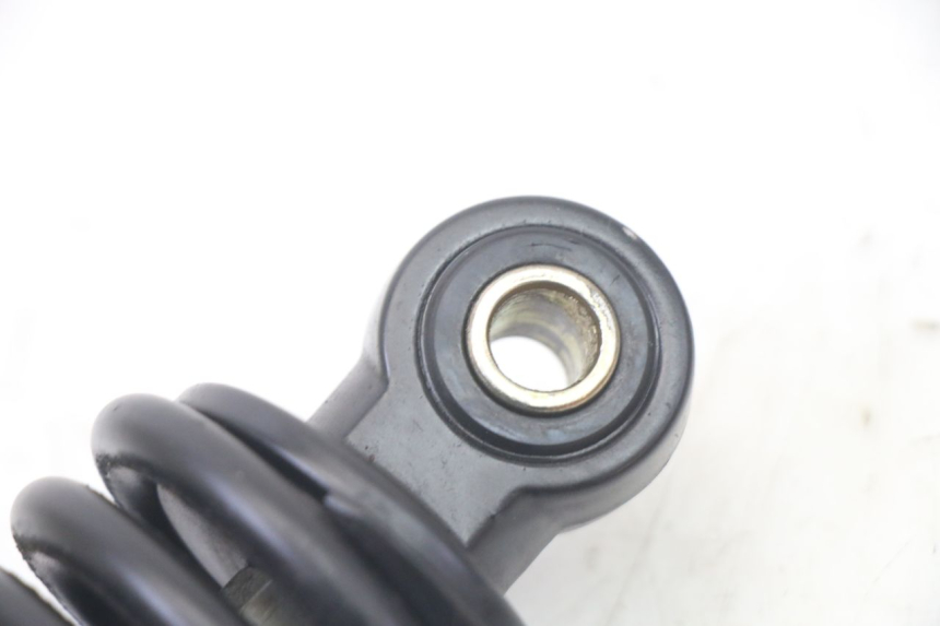 photo de AMORTIGUADOR TRASERO APRILIA SCARABEO GT TOURING 125 (1999 - 2005) - Primer plano técnico